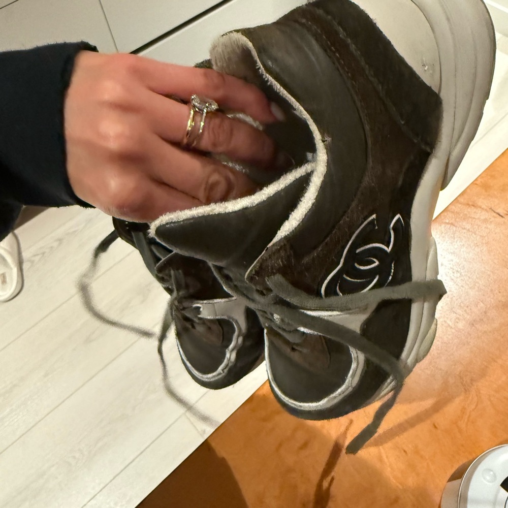 CHANEL TRAINER USED - Picture 4 of 10